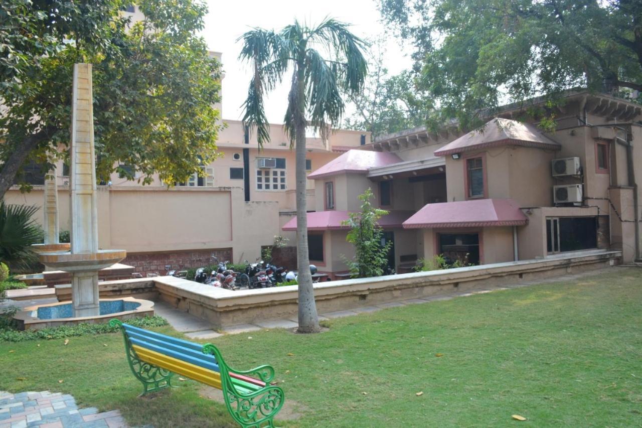 Ananda Krishna Van Vrindāvan Exterior foto